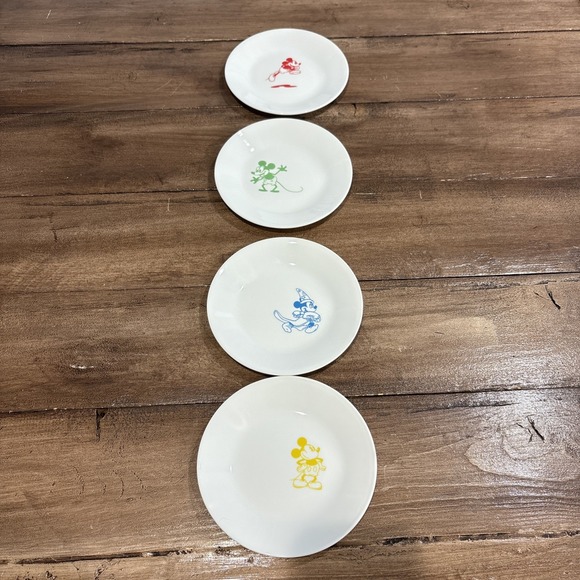 Corelle Other - 4 Corelle Disney MICKEY MOUSE 6 3/4" Appetizer Dessert BREAD PLATES